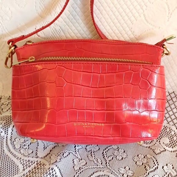 Divina Firenze Leather Purse - Picture 2 of 10